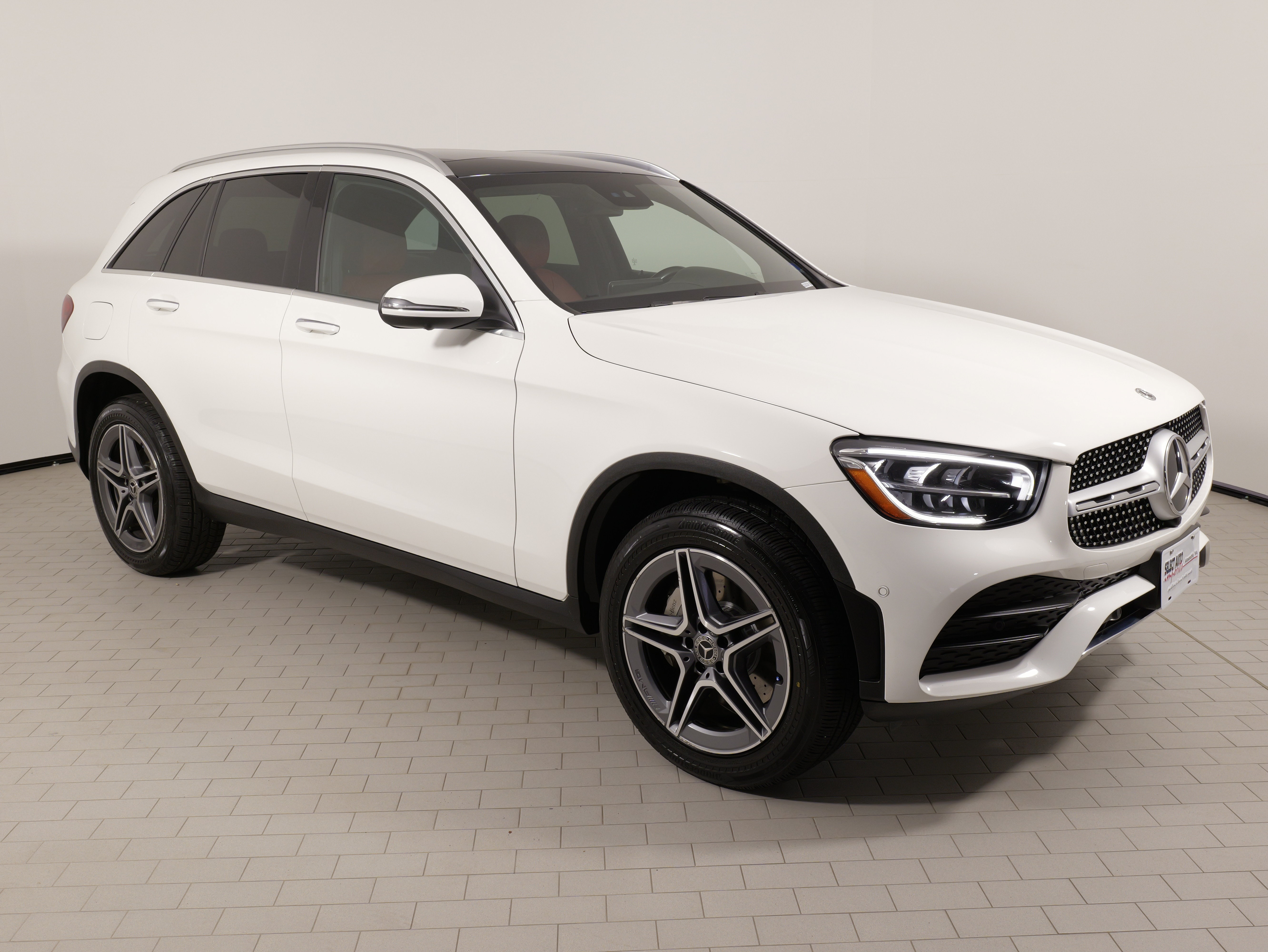 Used 2022 Mercedes-Benz GLC 300 4MATIC image 7