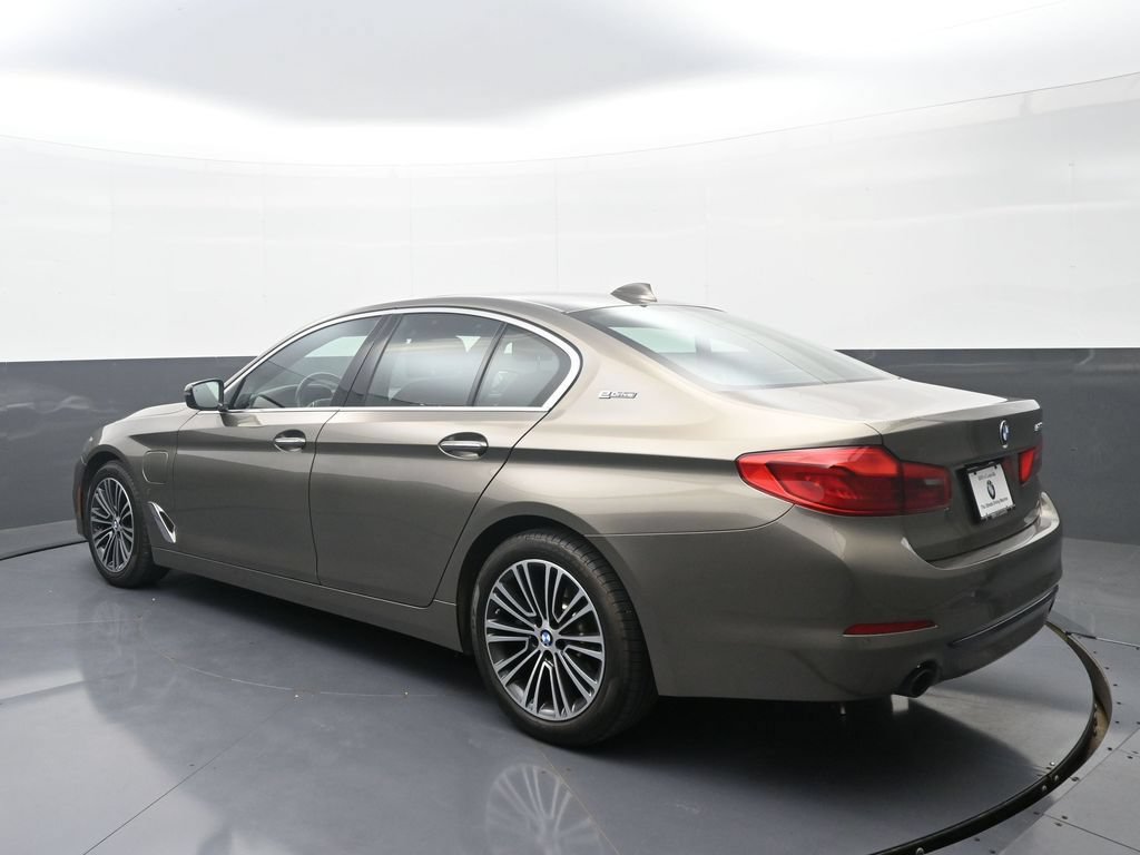 Used 2018 BMW 530e xDrive AWD/4WD image 5