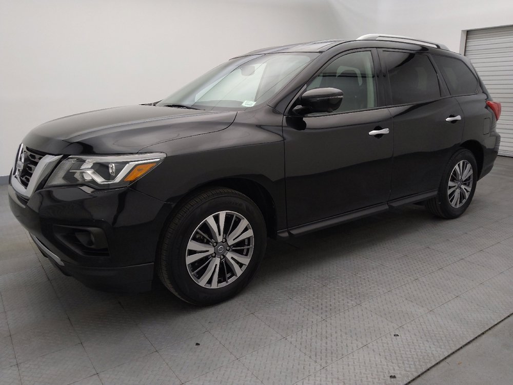 Used 2020 Nissan Pathfinder SL image 2