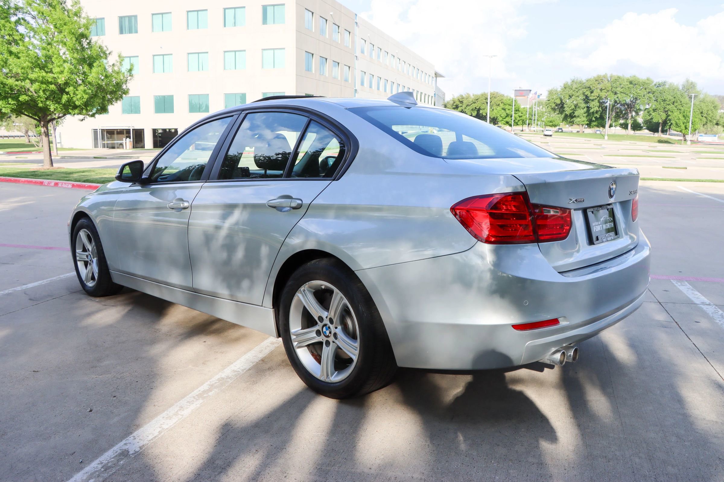 Used 2015 BMW 328i xDrive Sedan image 5