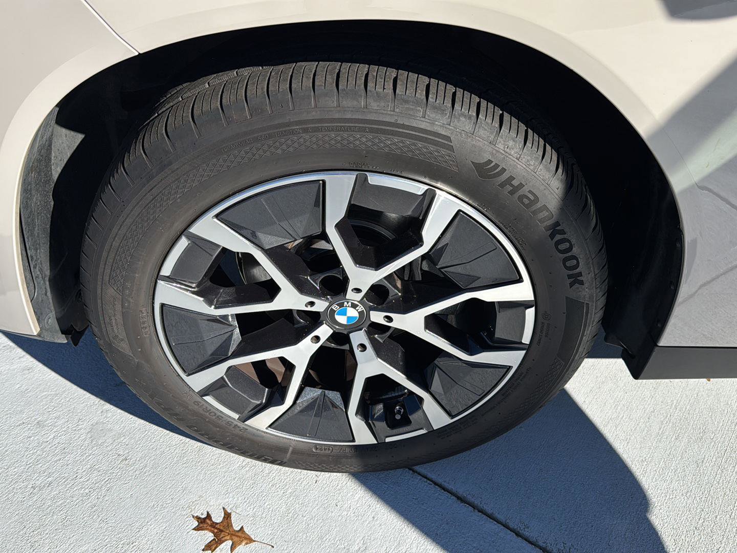 Used 2025 BMW X3 xDrive30i w/ Premium Package image 30