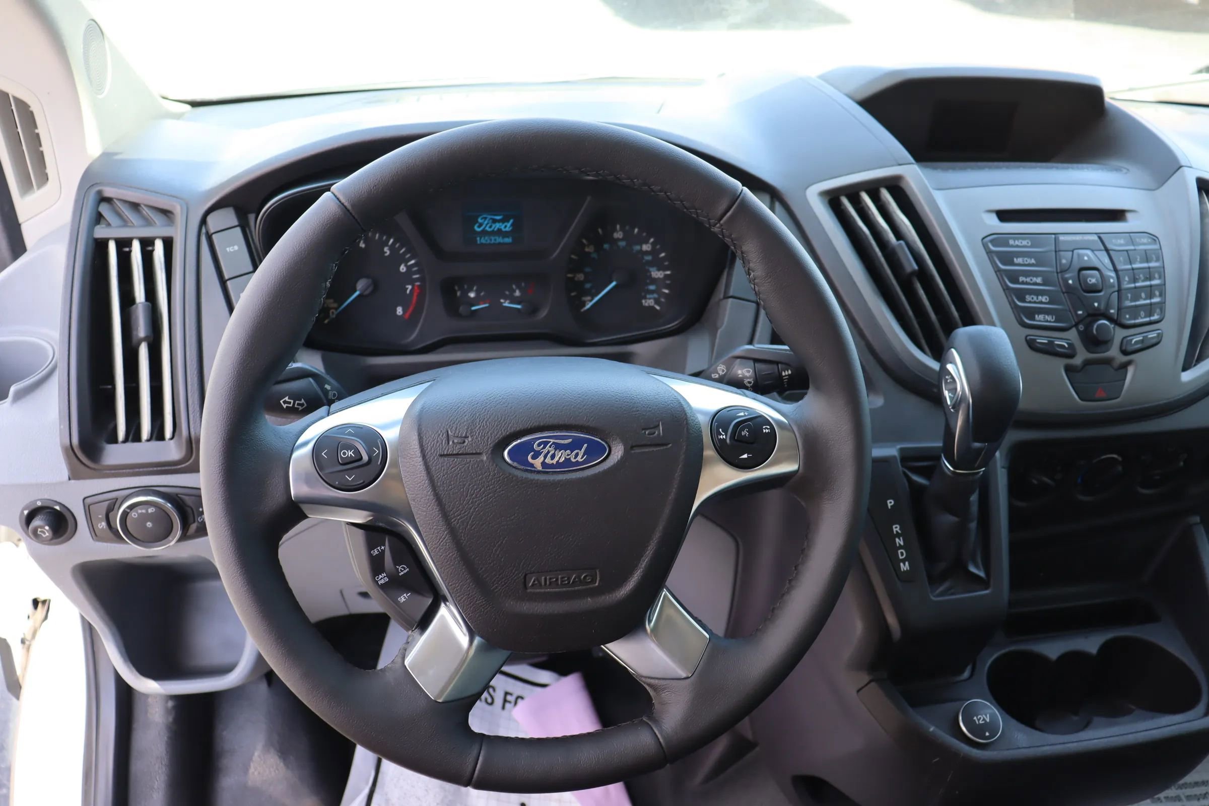 Used 2017 Ford Transit 150 130 Medium Roof image 3