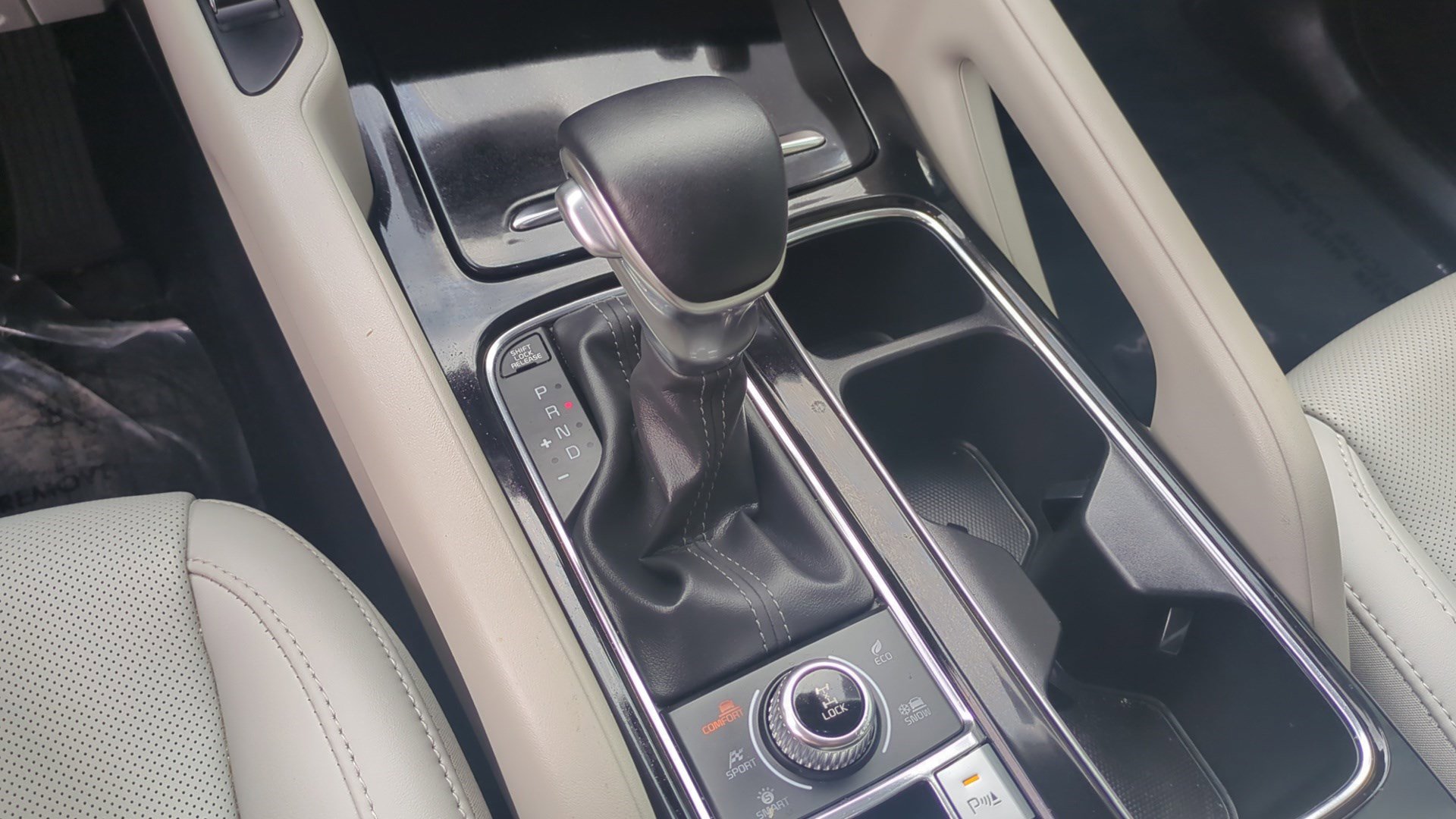 Used 2024 Kia Telluride S w/ S Sunroof Package image 28