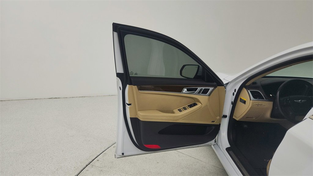 Used 2016 Hyundai Genesis 3.8 w/ Option Group 02 image 22