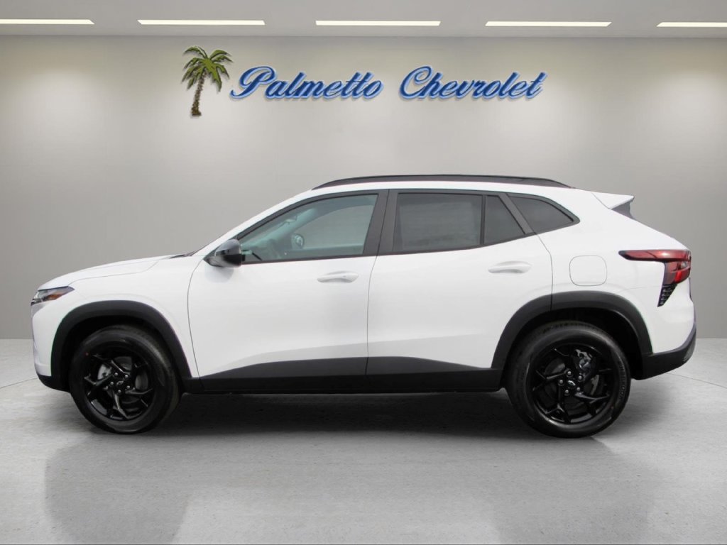 New 2026 Chevrolet Trax LT w/ Driver Confidence Package FWD image 5