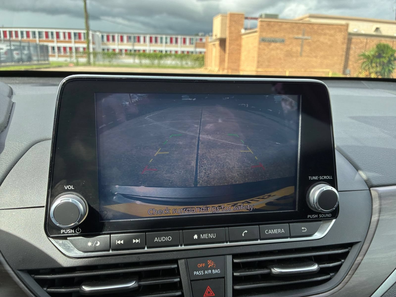Used 2025 Nissan Altima 2.5 SV FWD image 22