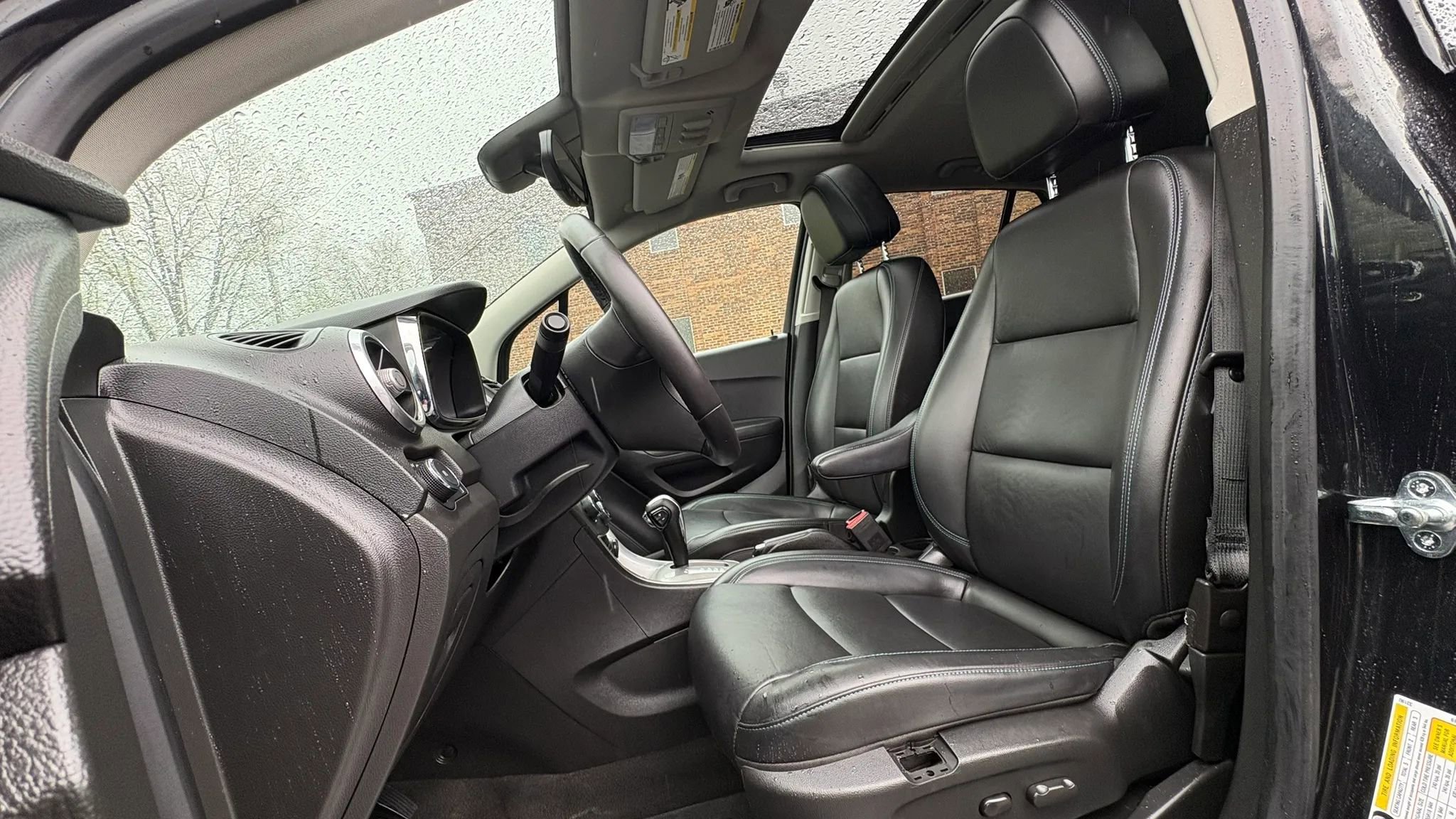 Used 2016 Chevrolet Trax LTZ AWD/4WD image 2
