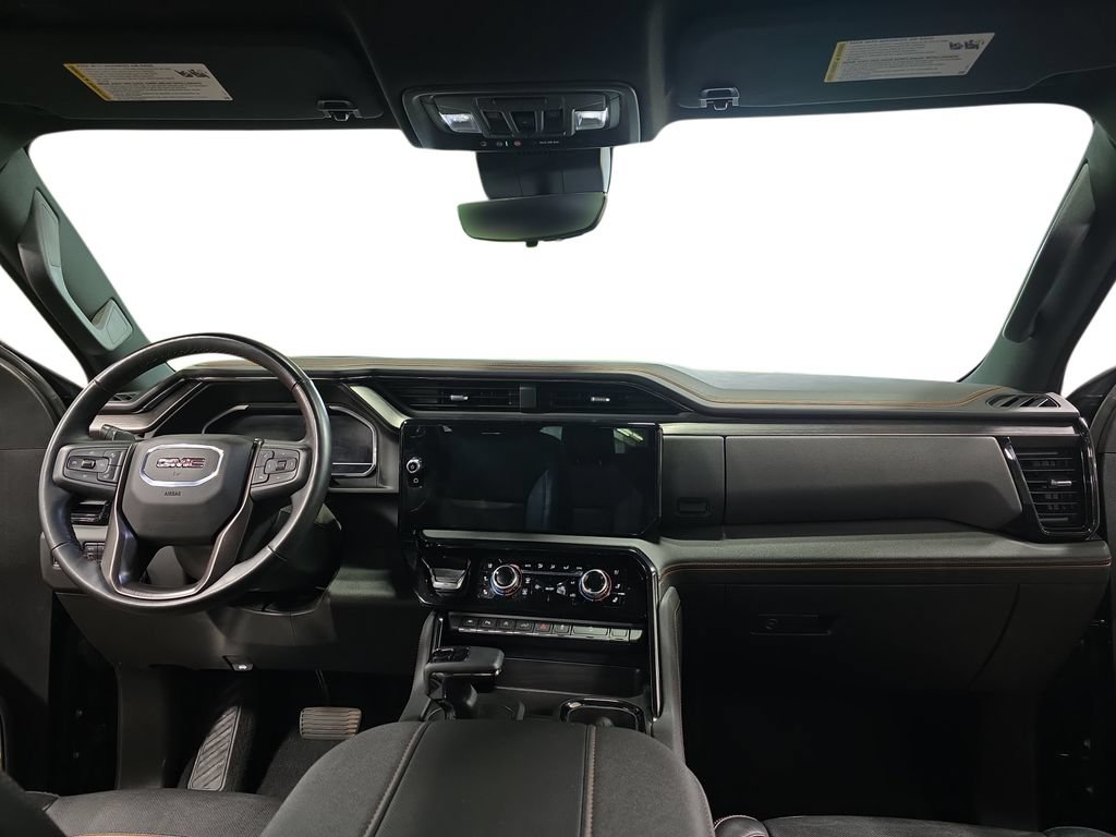 Used 2023 GMC Sierra 1500 AT4 w/ Technology Package AWD/4WD image 9