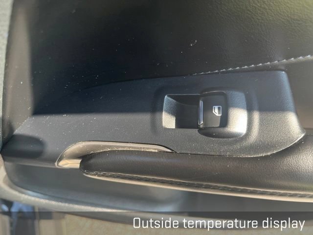 Used 2017 Lincoln MKC Reserve w/ Lincoln MKC Climate Package AWD/4WD image 39