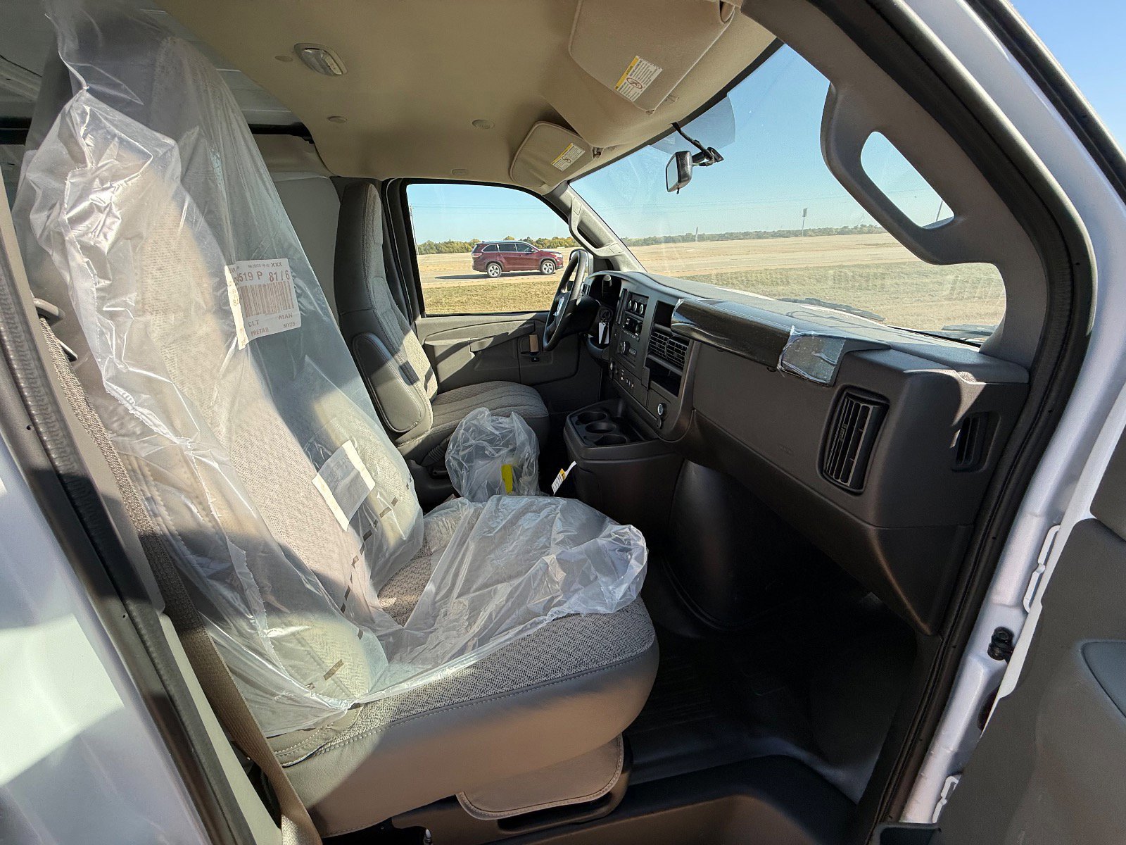 New 2025 Chevrolet Express 3500 Extended w/ Driver Convenience Package image 13