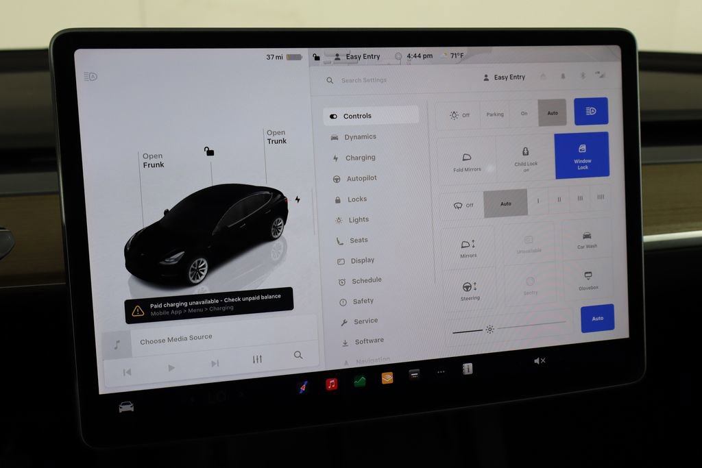 Used 2023 Tesla Model 3 Standard Range image 27
