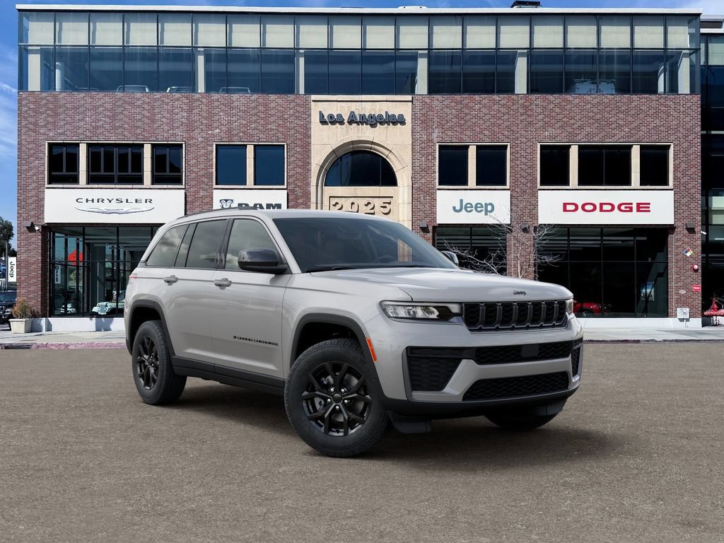 New 2026 Jeep Grand Cherokee Altitude RWD image 5
