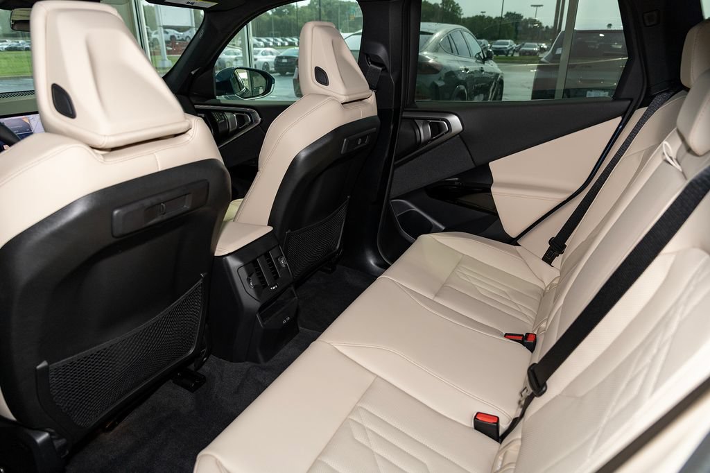 New 2026 BMW X3 xDrive30i w/ Convenience Package AWD/4WD image 9