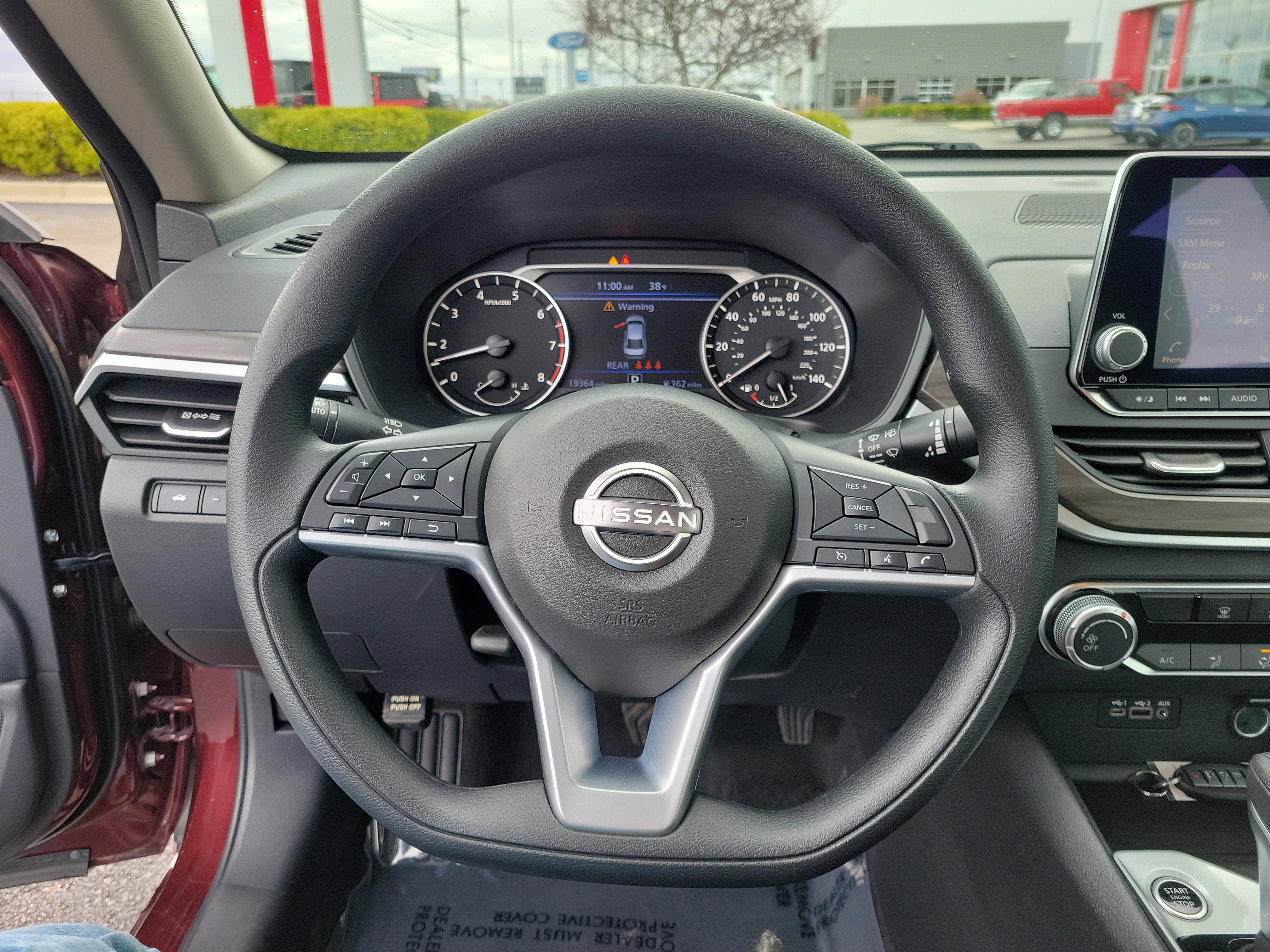 Used 2025 Nissan Altima 2.5 SV FWD image 21