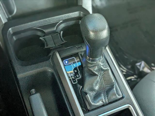 Used 2020 Toyota Tacoma SR5 RWD image 11
