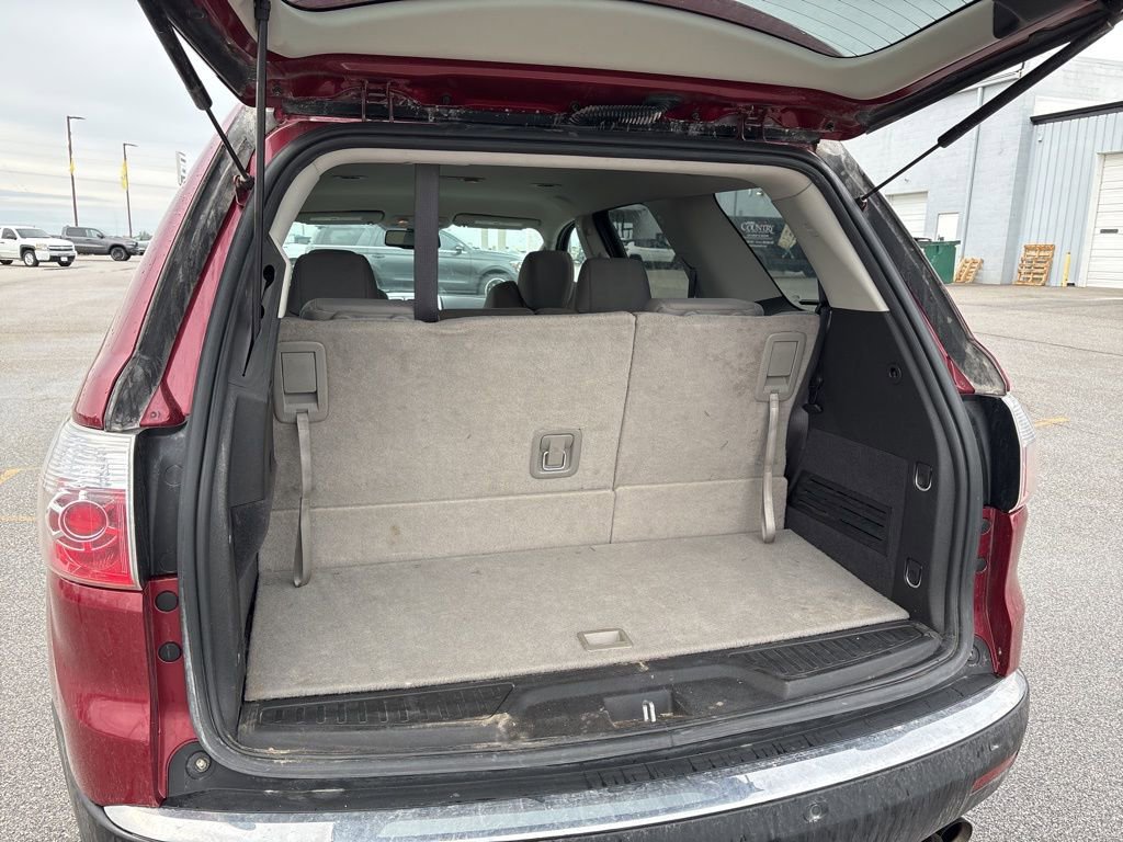 Used 2010 GMC Acadia SLE image 9