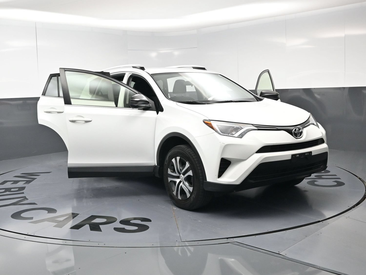 Used 2016 Toyota RAV4 LE AWD/4WD image 23