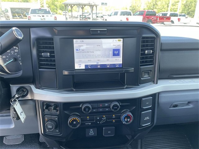 Used 2025 Ford F350 XLT w/ FX4 Off-Road Package image 25