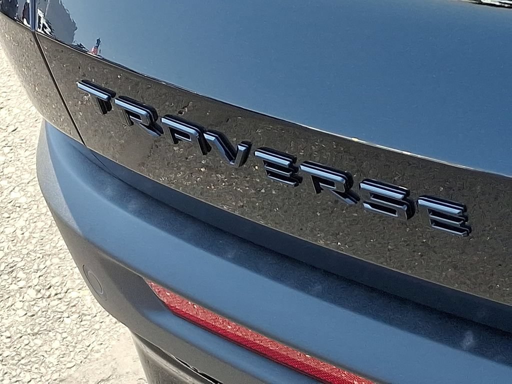 New 2026 Chevrolet Traverse LT w/ Midnight/Sport Edition FWD image 11
