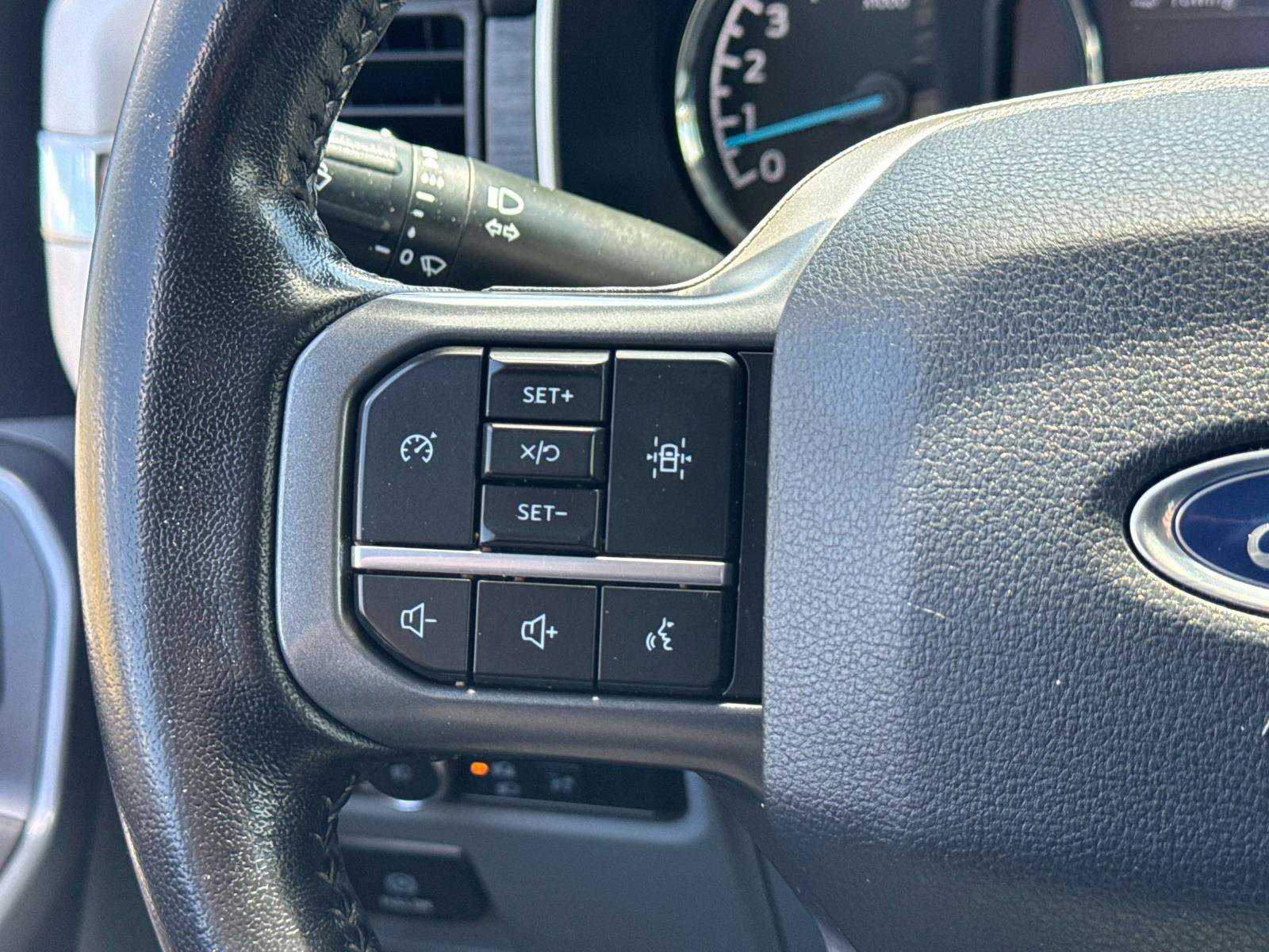 Used 2021 Ford F150 XLT w/ Equipment Group 302A High AWD/4WD image 9