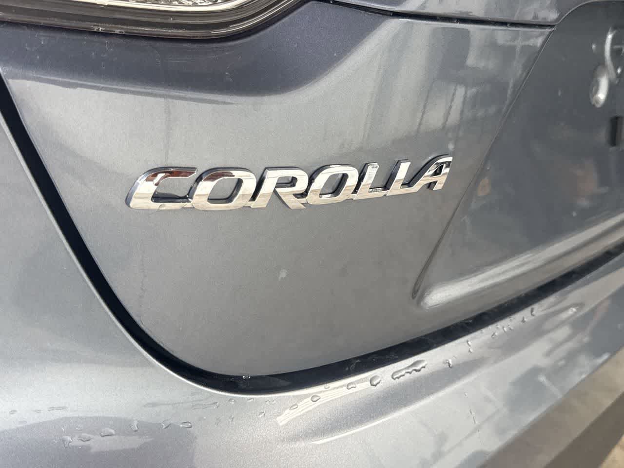Used 2025 Toyota Corolla LE FWD image 10