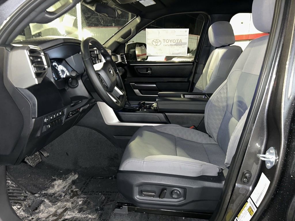 New 2025 Toyota Tundra SR5 image 9