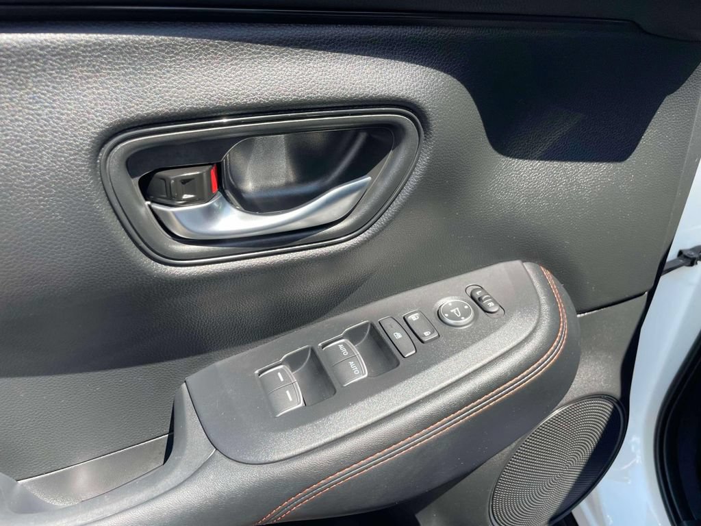 Used 2026 Honda HR-V Sport image 16