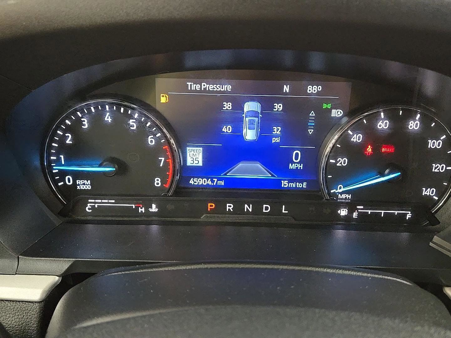 Used 2023 Ford Explorer XLT image 7