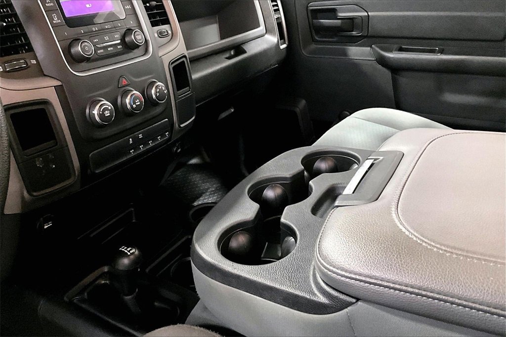 Used 2018 RAM 2500 Tradesman w/ Chrome Appearance Group image 18