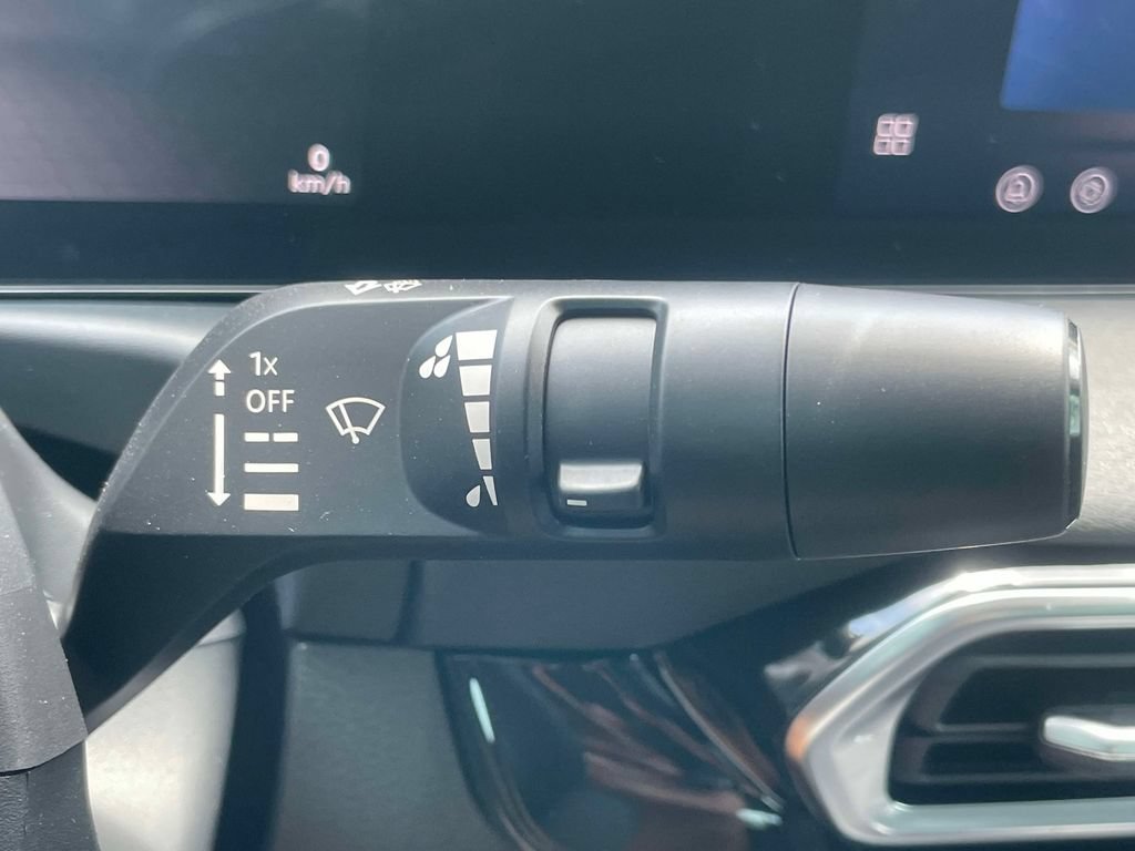 New 2026 Nissan Sentra SR w/ SR Premium Package FWD image 24