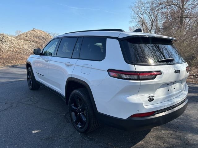 Used 2023 Jeep Grand Cherokee L Laredo AWD/4WD image 6