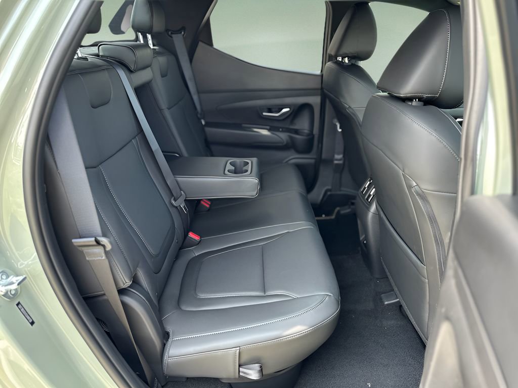 Used 2025 Hyundai Santa Cruz SEL image 17