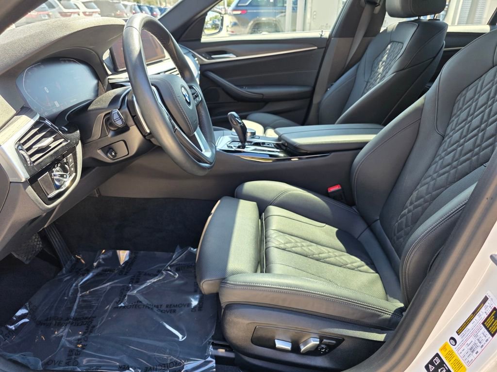 Used 2023 BMW 540i xDrive w/ Convenience Package image 22