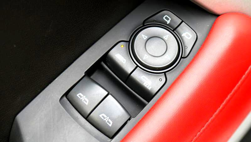 Used 2023 Chevrolet Camaro LT w/ RS Package image 15