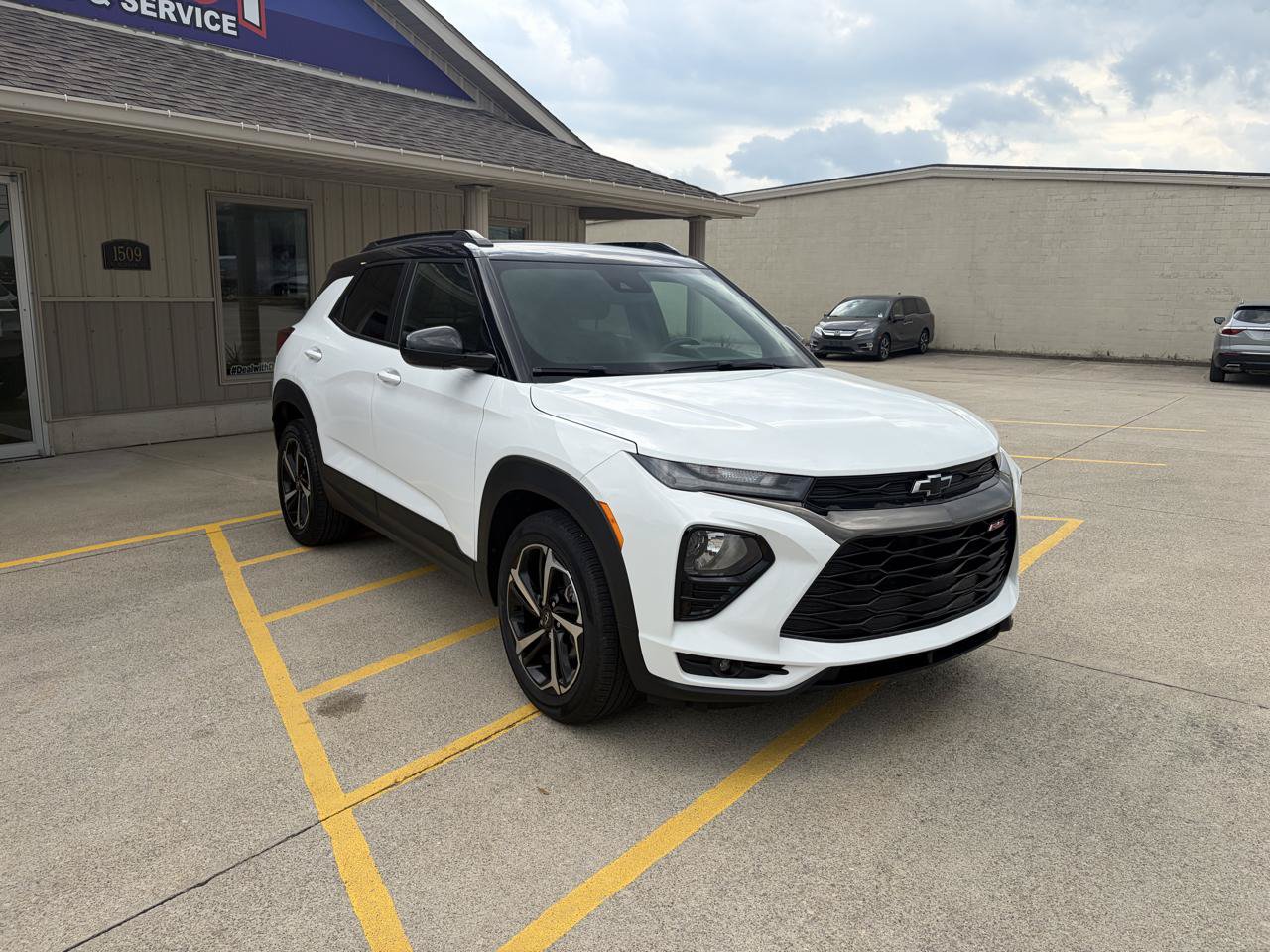 Used 2022 Chevrolet TrailBlazer RS FWD image 3