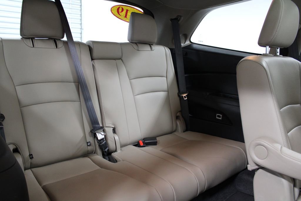 Used 2019 Honda Pilot Elite image 32