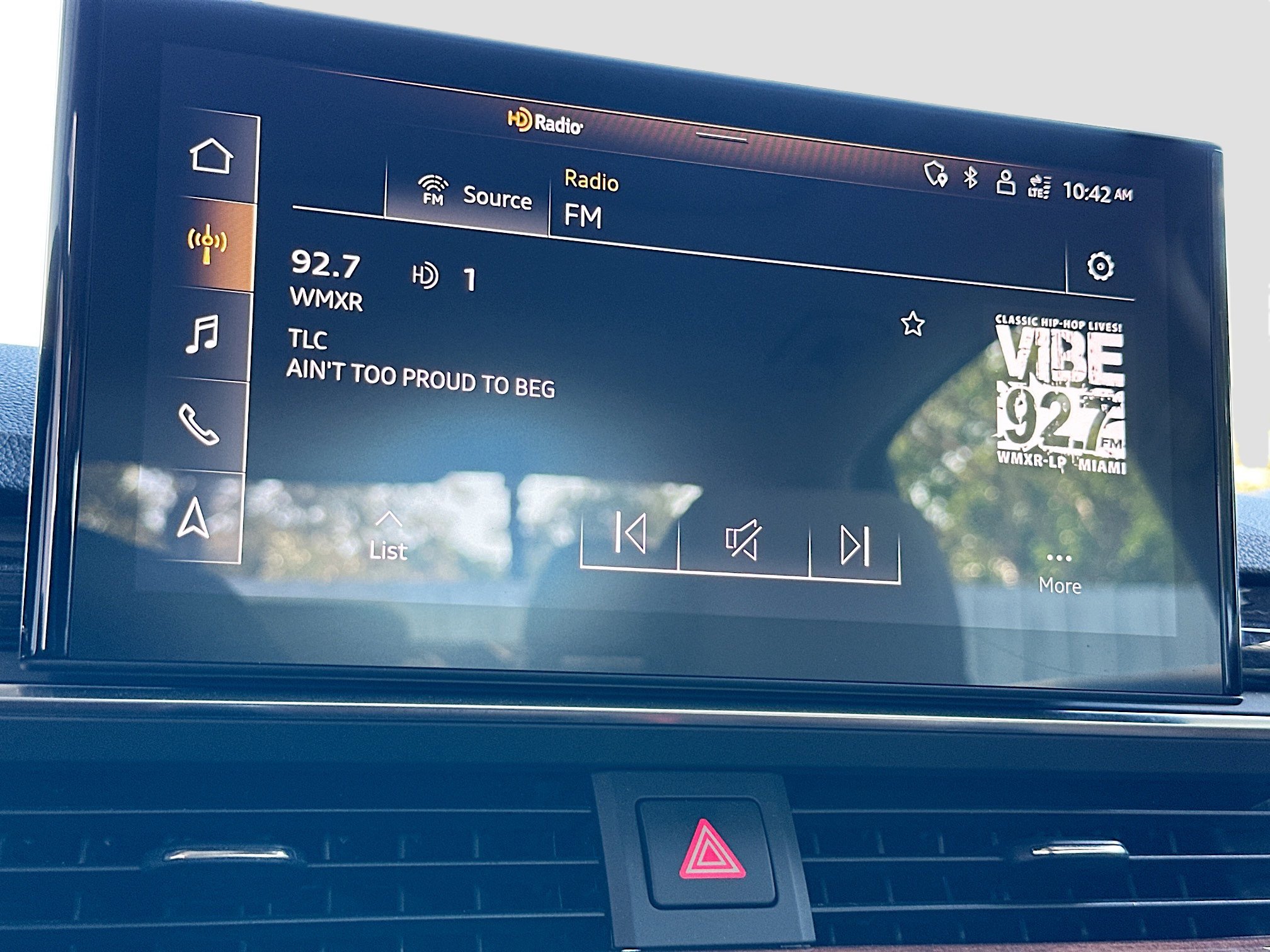 Used 2021 Audi A4 2.0T Premium w/ Convenience Package image 14