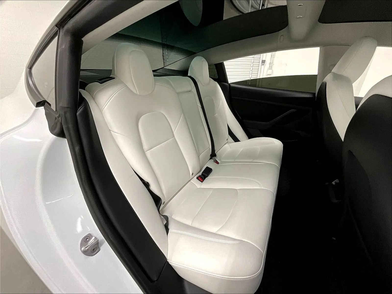 Used 2022 Tesla Model 3 Long Range AWD/4WD image 15