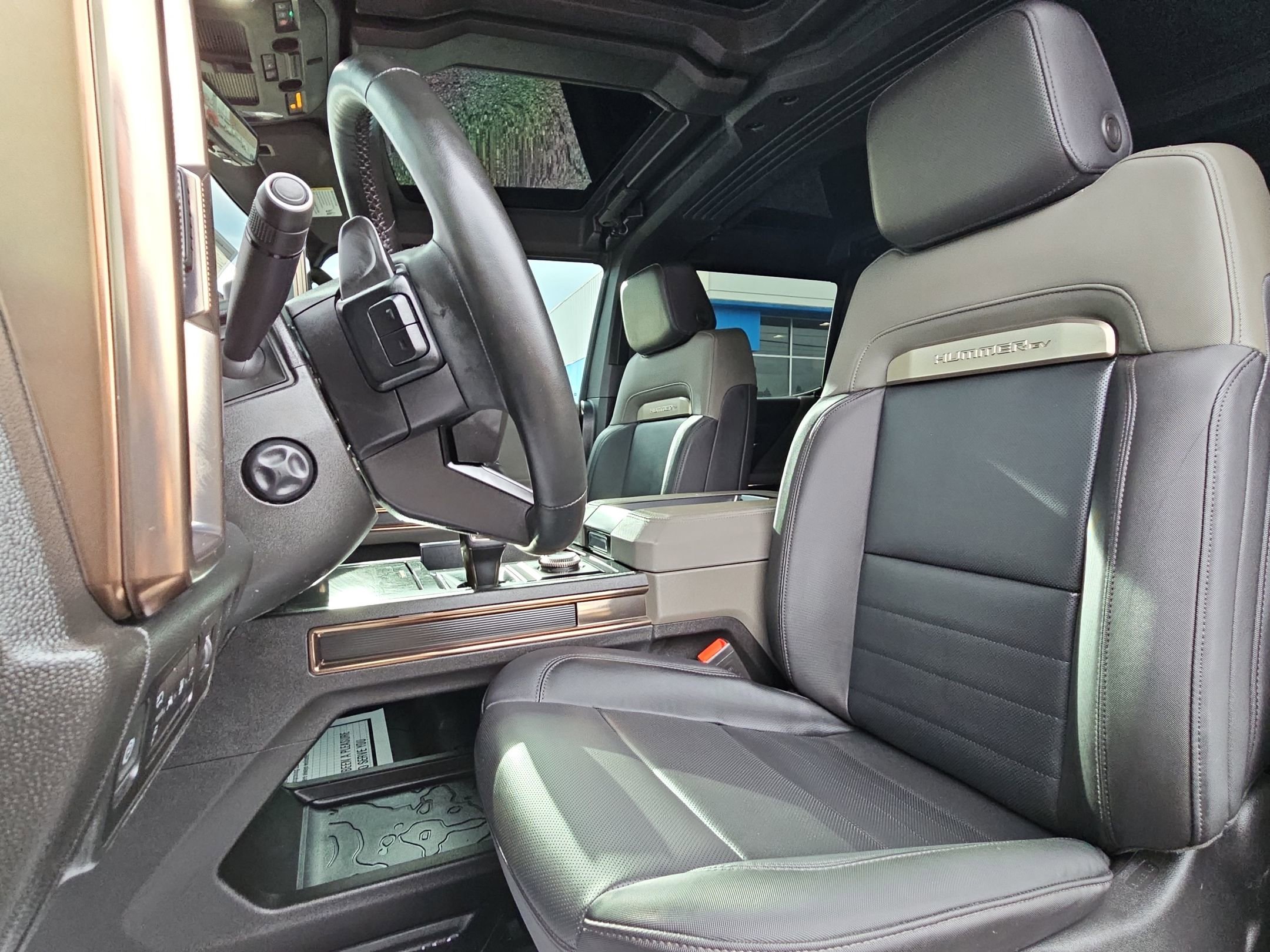 Used 2024 GMC Hummer EV 3X AWD/4WD image 13