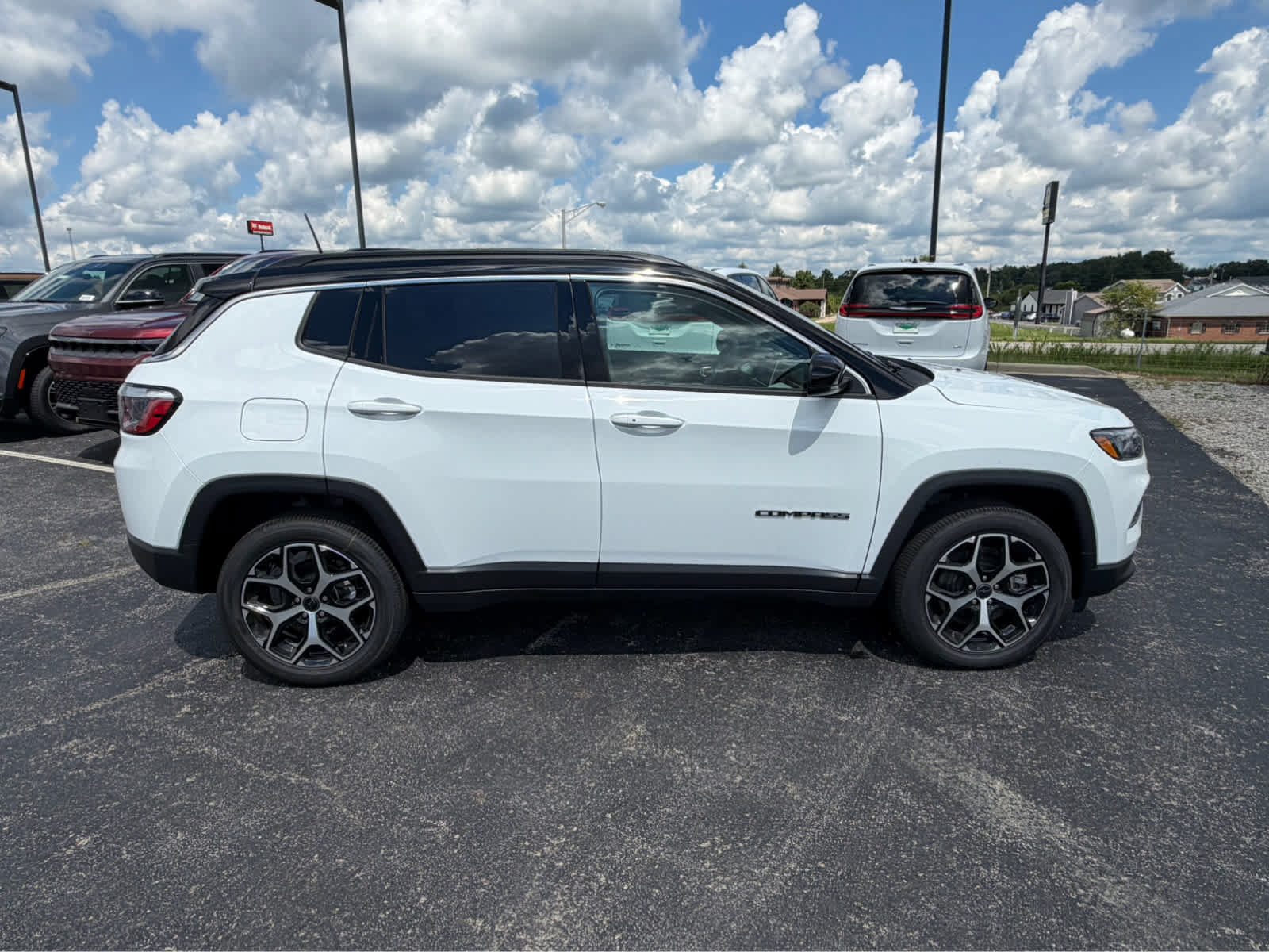 New 2026 Jeep Compass Limited w/ Sun, Sound & Navigation Group AWD/4WD image 5