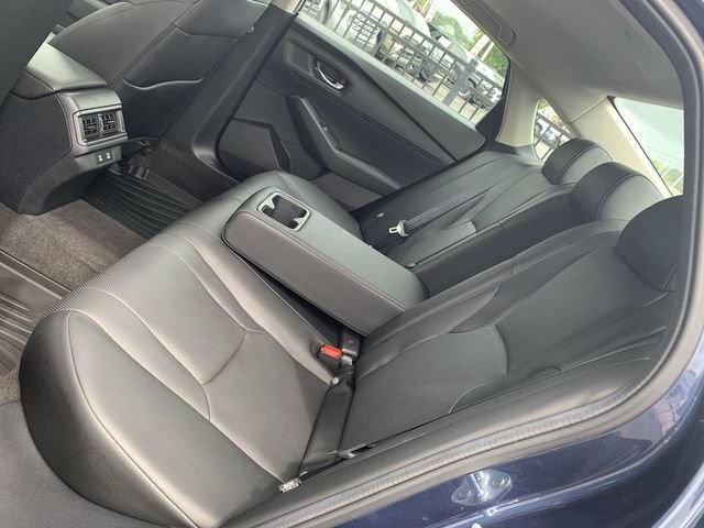 Used 2025 Honda Accord EX-L image 10