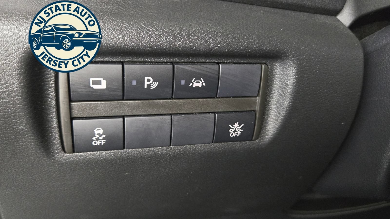 Used 2021 Nissan Versa S FWD image 21