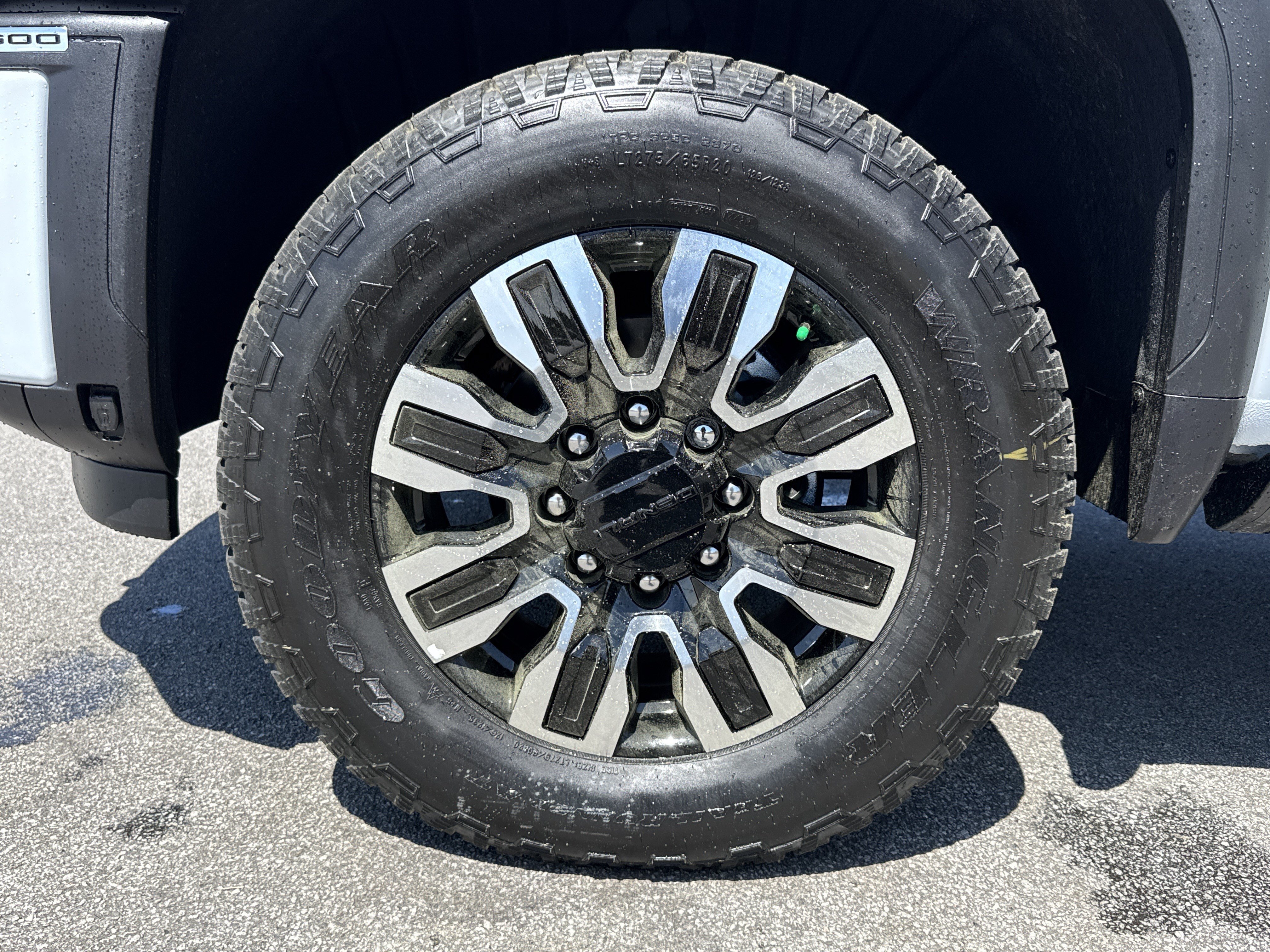 New 2026 GMC Sierra 2500 Denali Ultimate AWD/4WD image 13