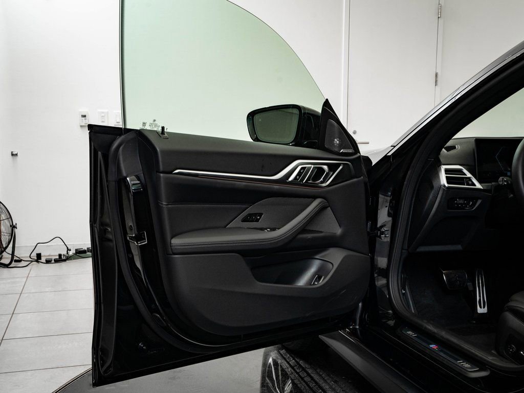 New 2026 BMW 430i xDrive w/ M Sport Package image 27