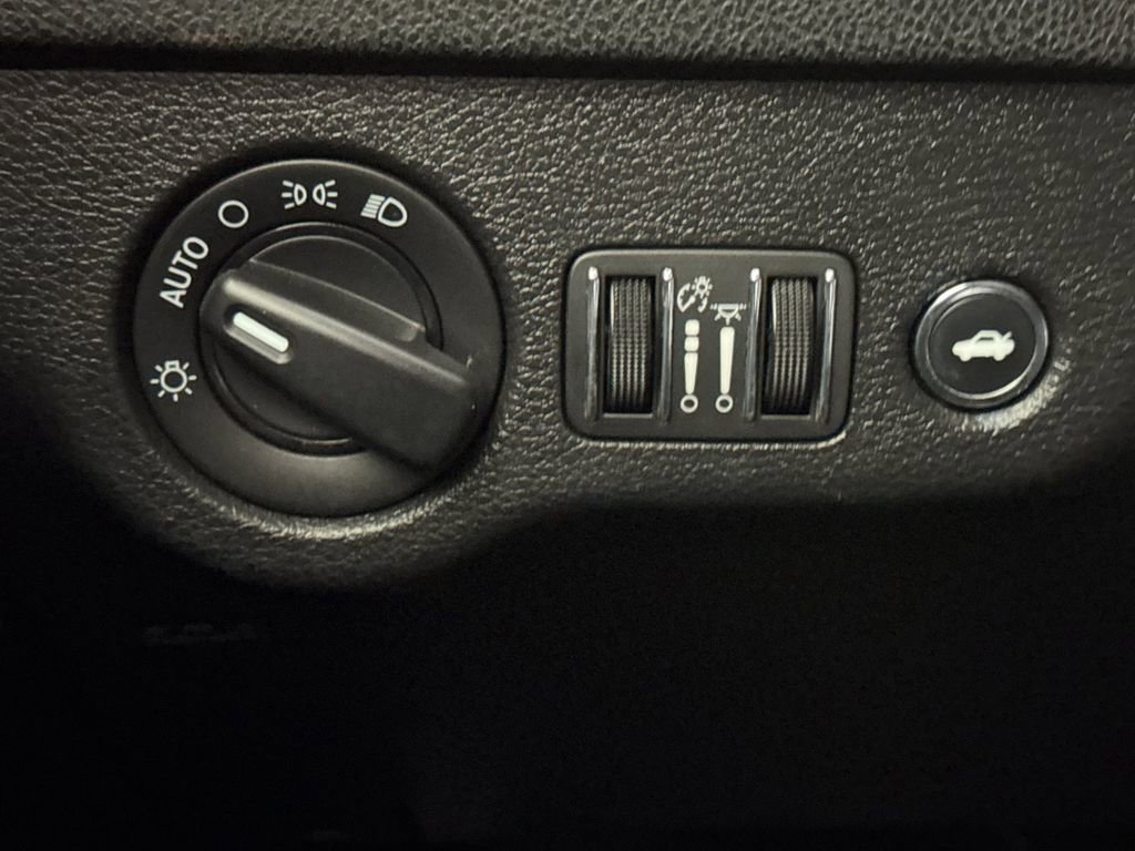 Used 2022 Dodge Charger SXT image 26