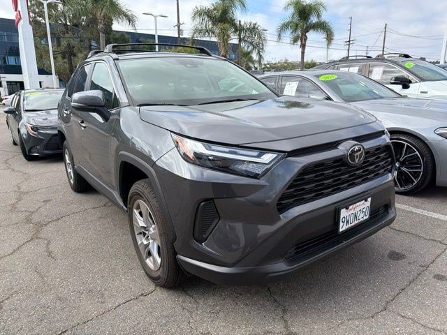Used 2025 Toyota RAV4 XLE FWD image 3