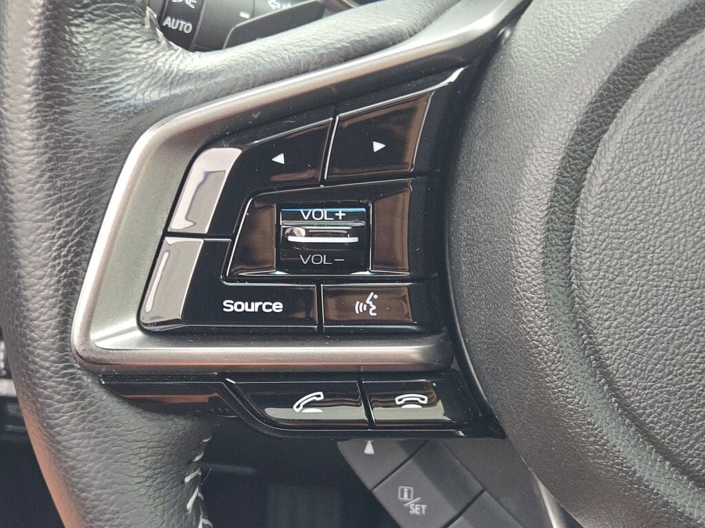 Used 2019 Subaru Outback 3.6R Touring AWD/4WD image 31