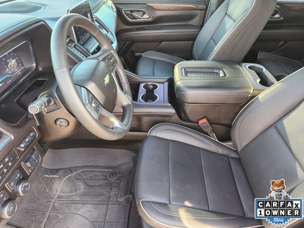 Used 2024 Chevrolet Tahoe Premier w/ Premium Package image 17