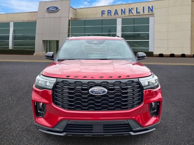 New 2026 Ford Explorer ST-Line w/ ST-Line Street Pack AWD/4WD image 2