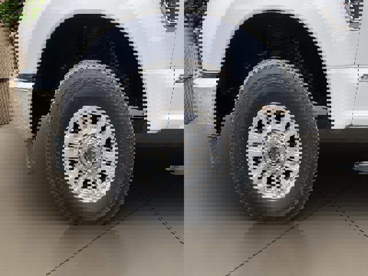 Used 2020 Ford F250 Lariat w/ Lariat Value Package image 16